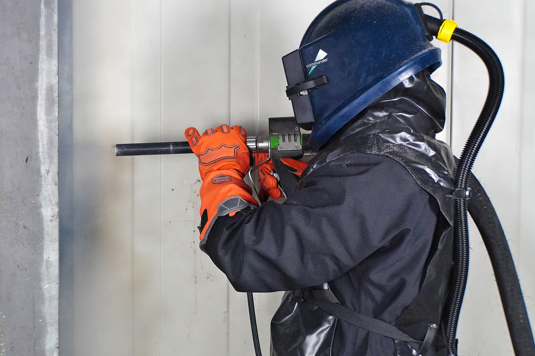 Commander Protection Protective suits - safe all-round protection in the workplace
